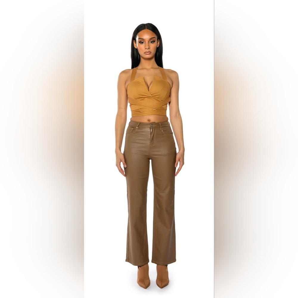 AKIRA Women's Fleece Lined Faux Leather Coated Straight Leg Pant,Sz XL. MSRP $50